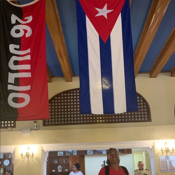 🥳🎉HP🎉| Meet your Posher, Lanitra - Picture 12 of 17